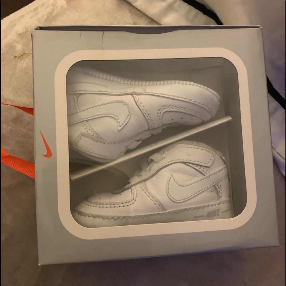 Baby shoes